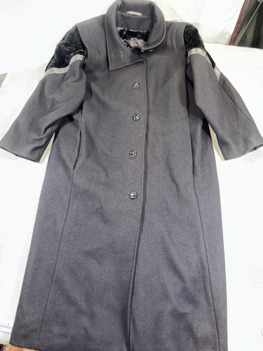 Vintage Collection Élégante Wool Blend Maxi Coat Size 11/12 Thunder Bay